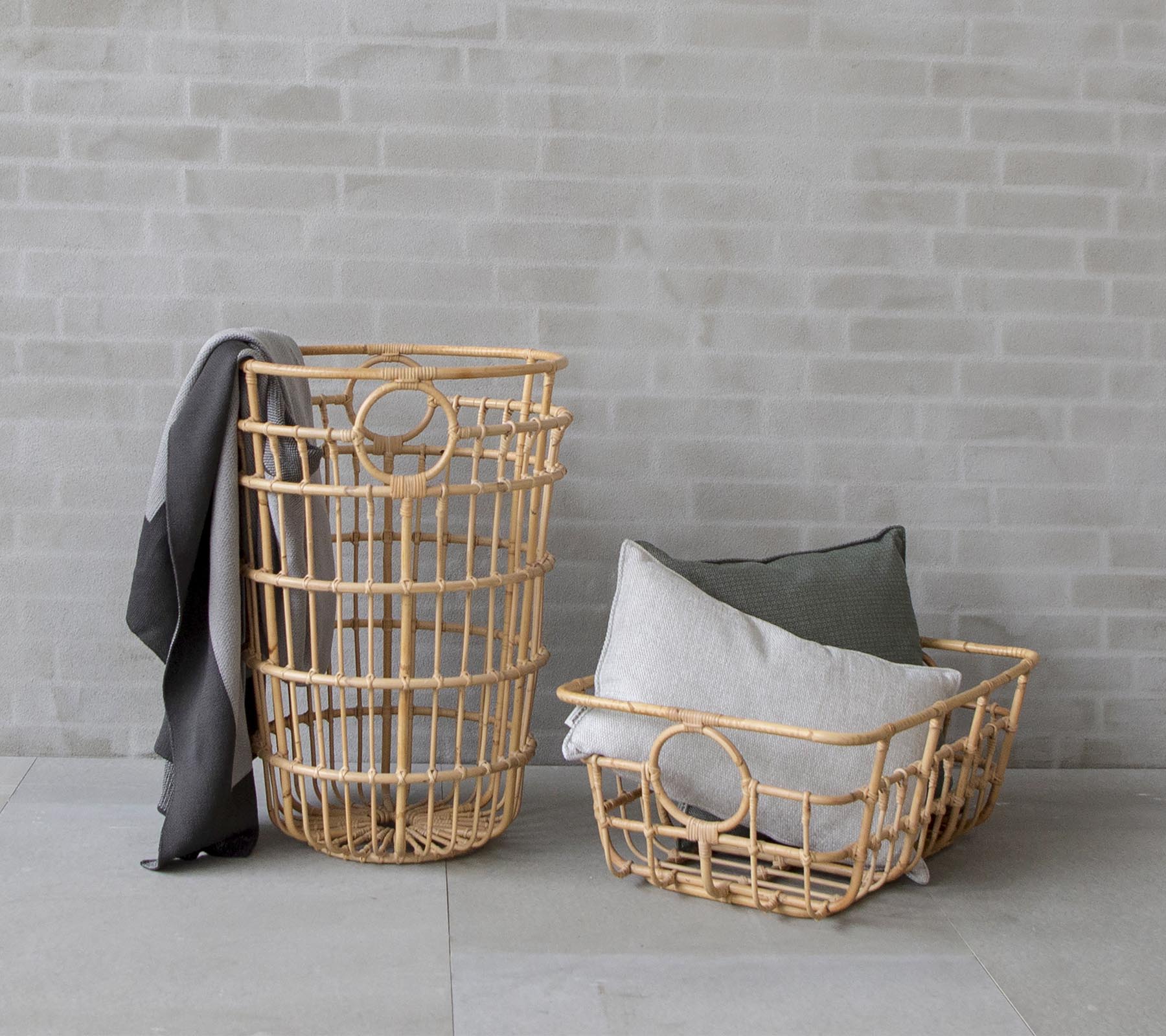 Cane-line Carry Me Basket Indoor-Beaumonde