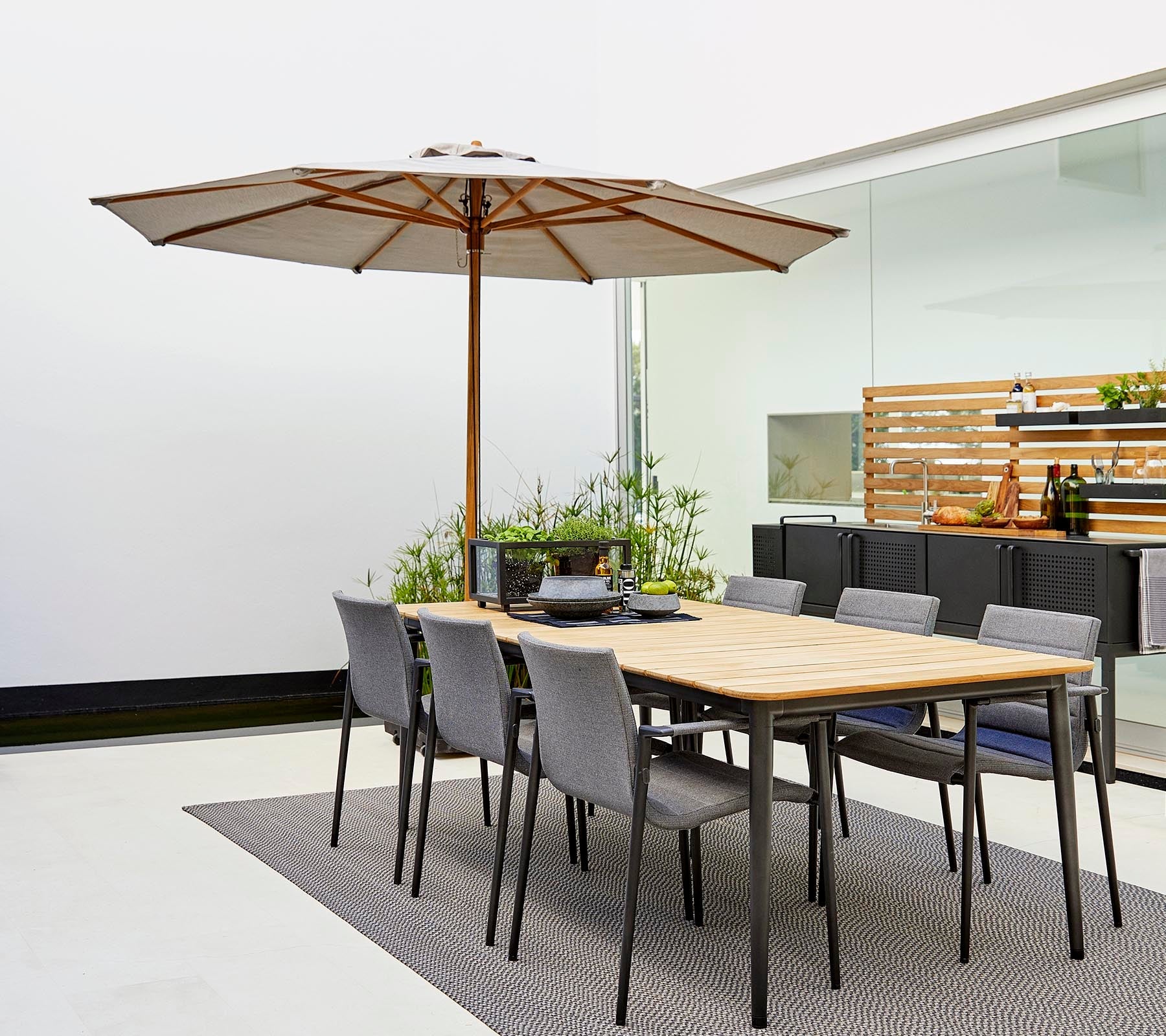 Cane-line Classic Parasol with Pulley System Dia. 2.4m-Beaumonde