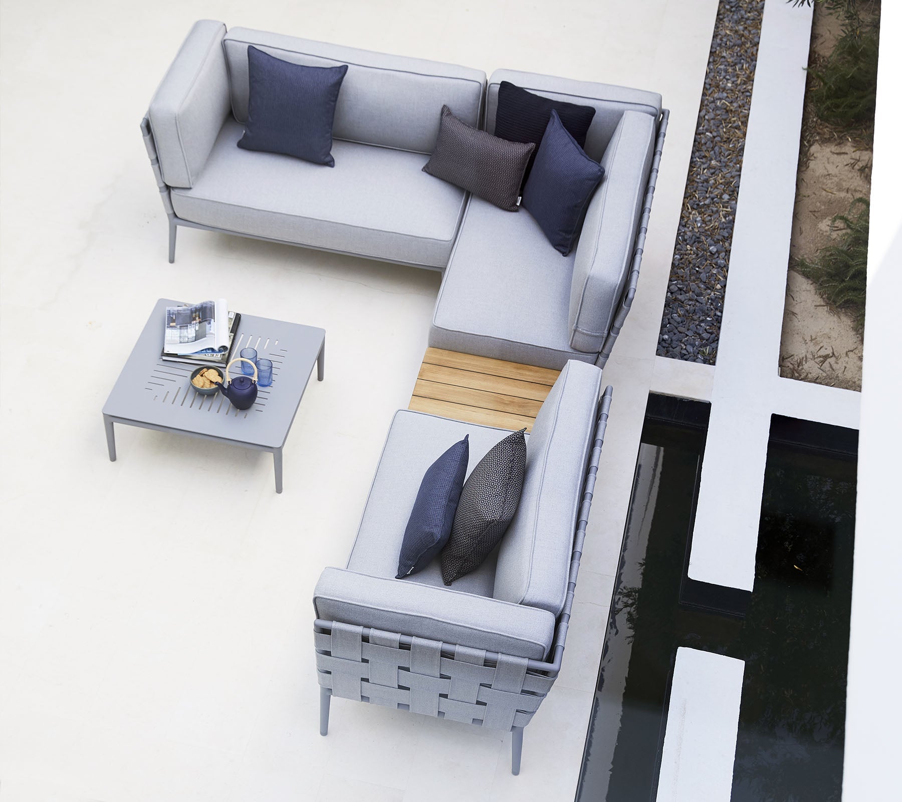 Cane-line Conic 2 Outdoor Sofa Set-Beaumonde