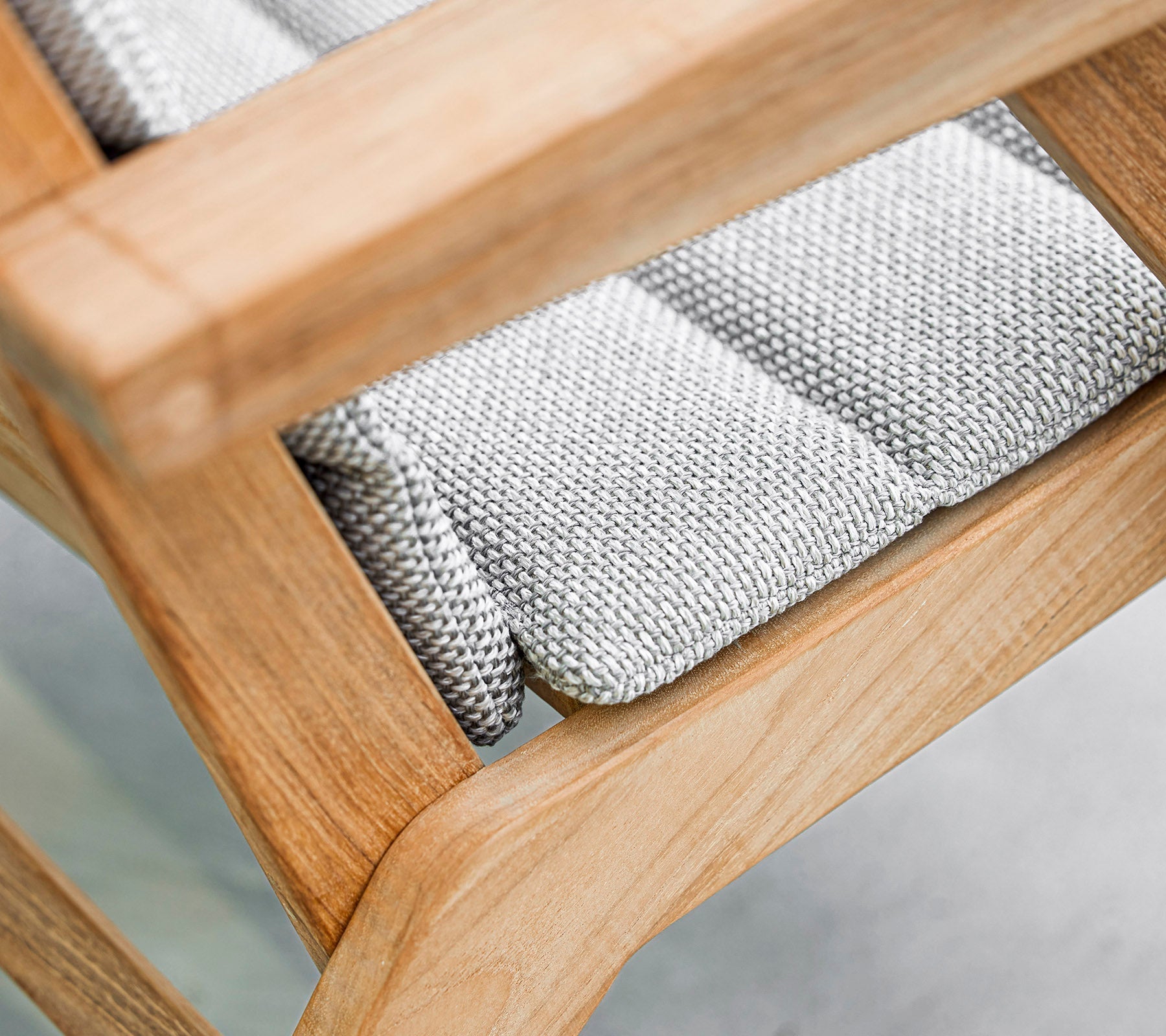 Cane-line Flip Lounge Chair-Beaumonde