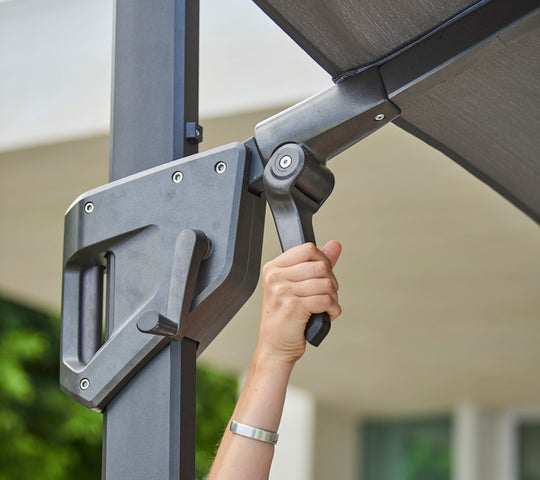 Cane-line Hyde Luxe Tilt Parasol, 3X3 M-Beaumonde
