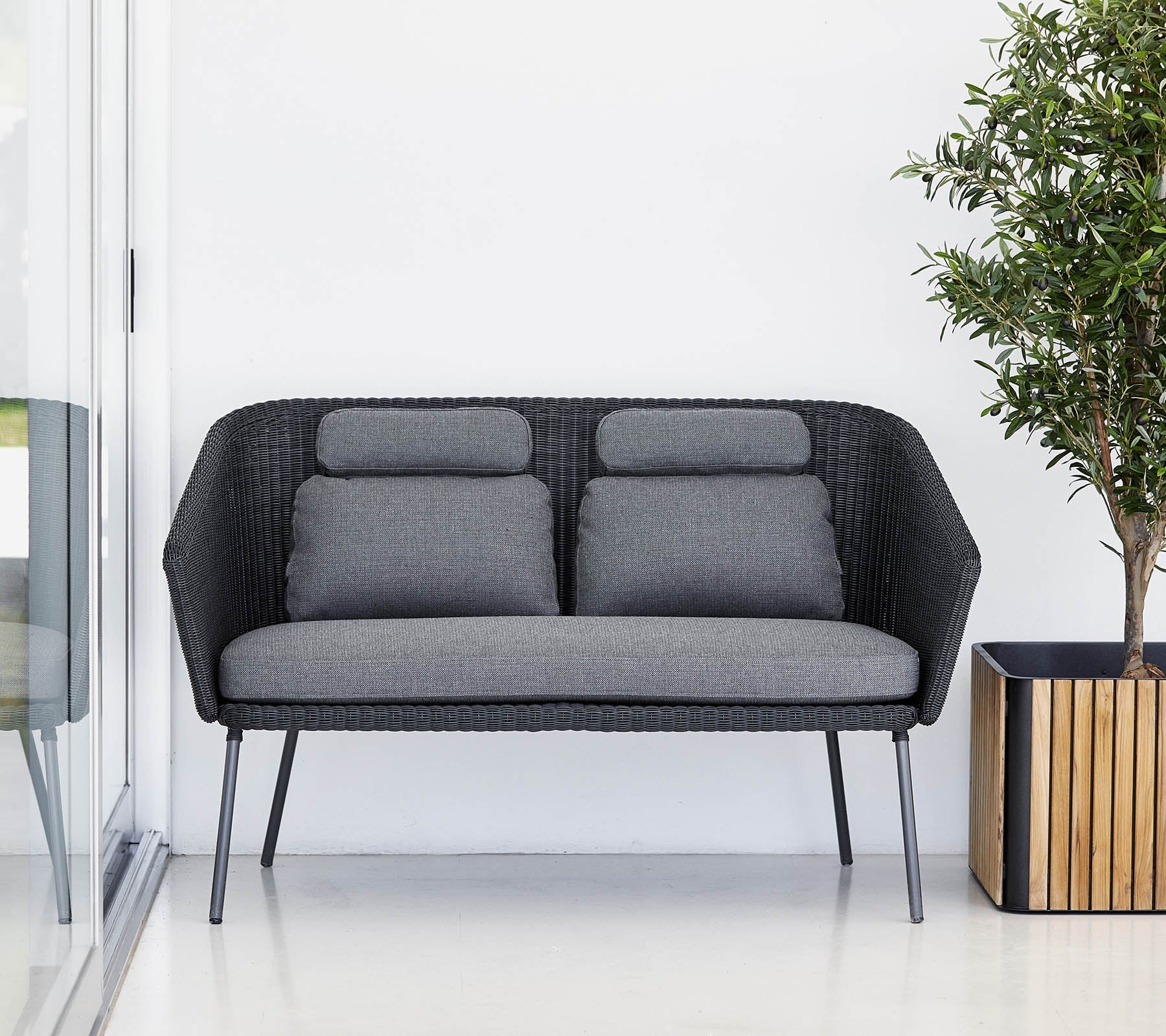 Cane-line Mega Dining Bench-Beaumonde