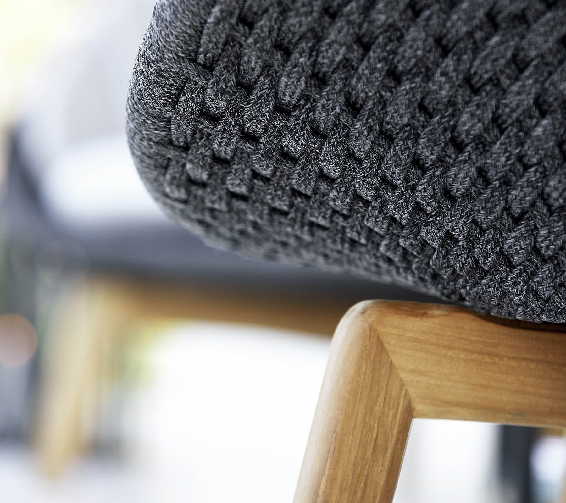 Cane-line Peacock Lounge Chair with Teak Legs-Beaumonde