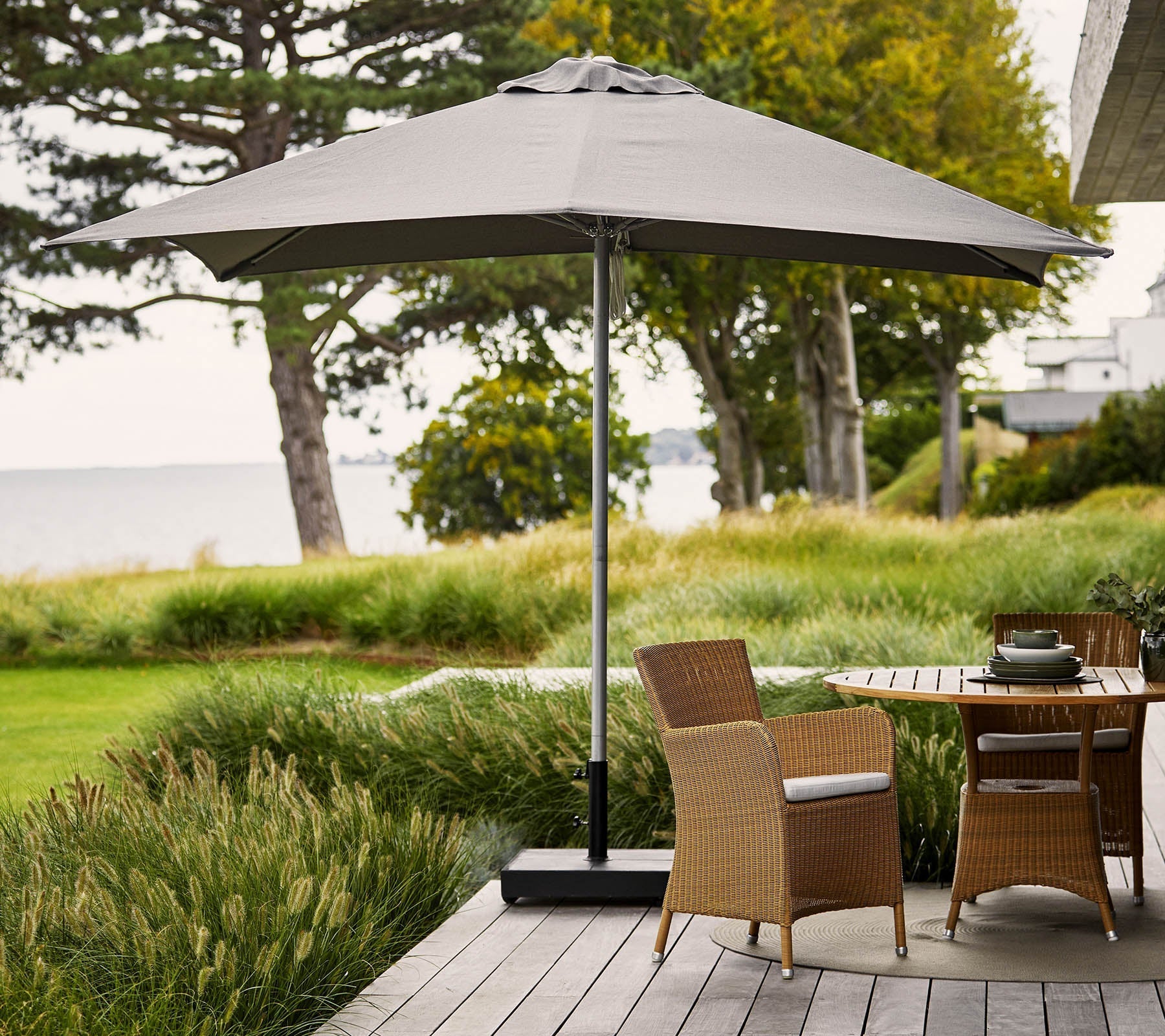 Cane-line Shadow Parasol with Pulley System, 3X3 M-Beaumonde