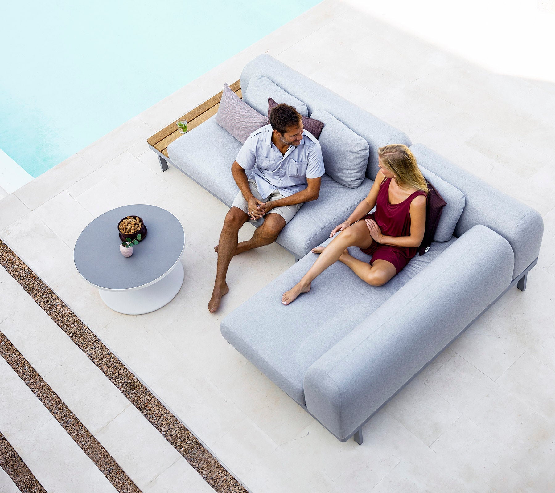 Cane-line Space Lounge (2)-Beaumonde
