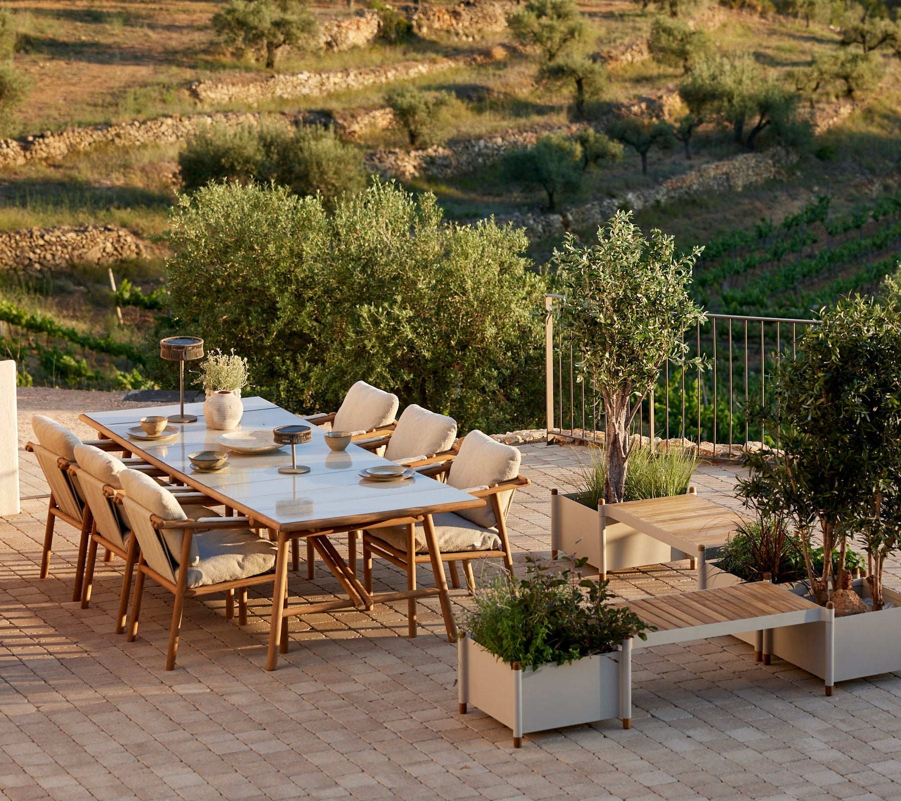 Cane-line Sticks Planter-Beaumonde