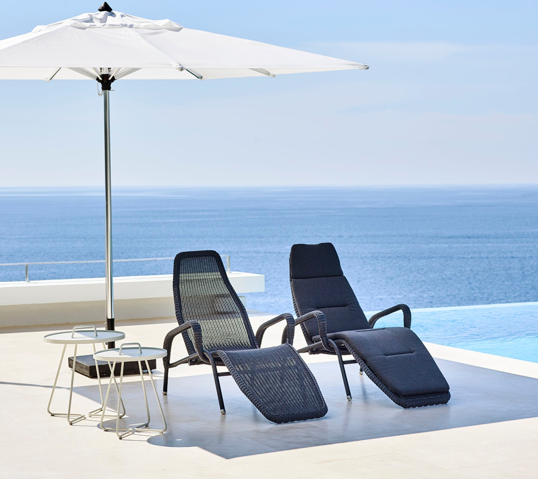 Cane-line Sunrise Sunchair, Stackable-Beaumonde