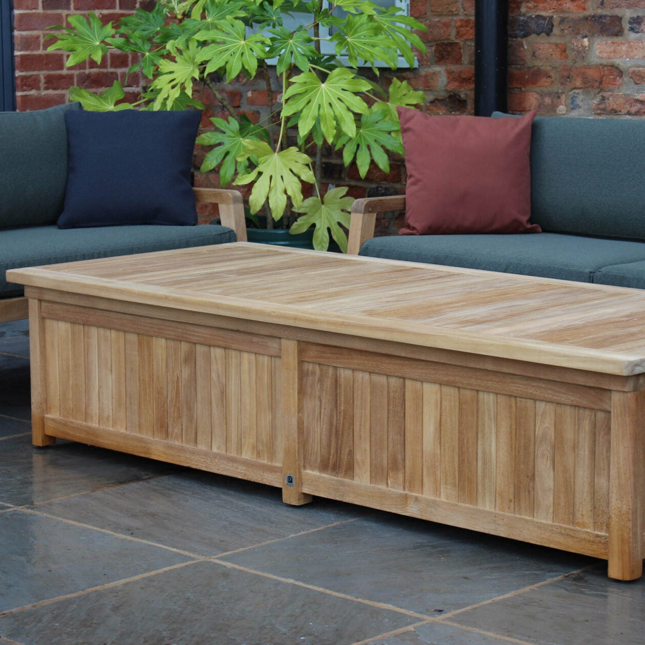 PR Home Carmel Outdoor Storage Coffee Table