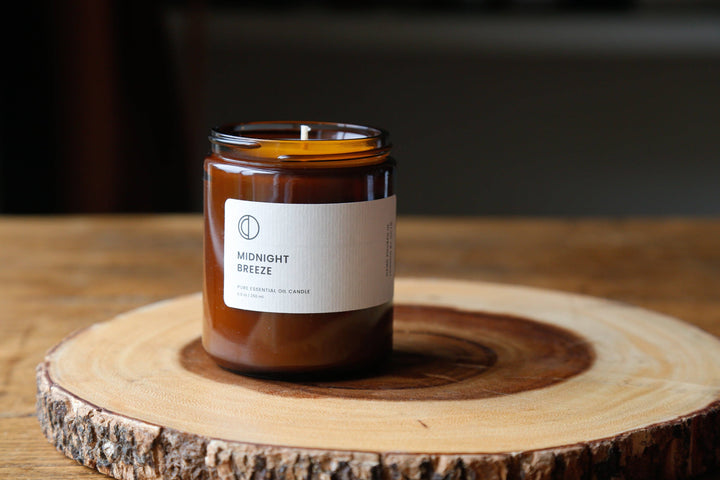 Octō Midnight Breeze candle (Rose Geranium + Vetiver + Patchouli)