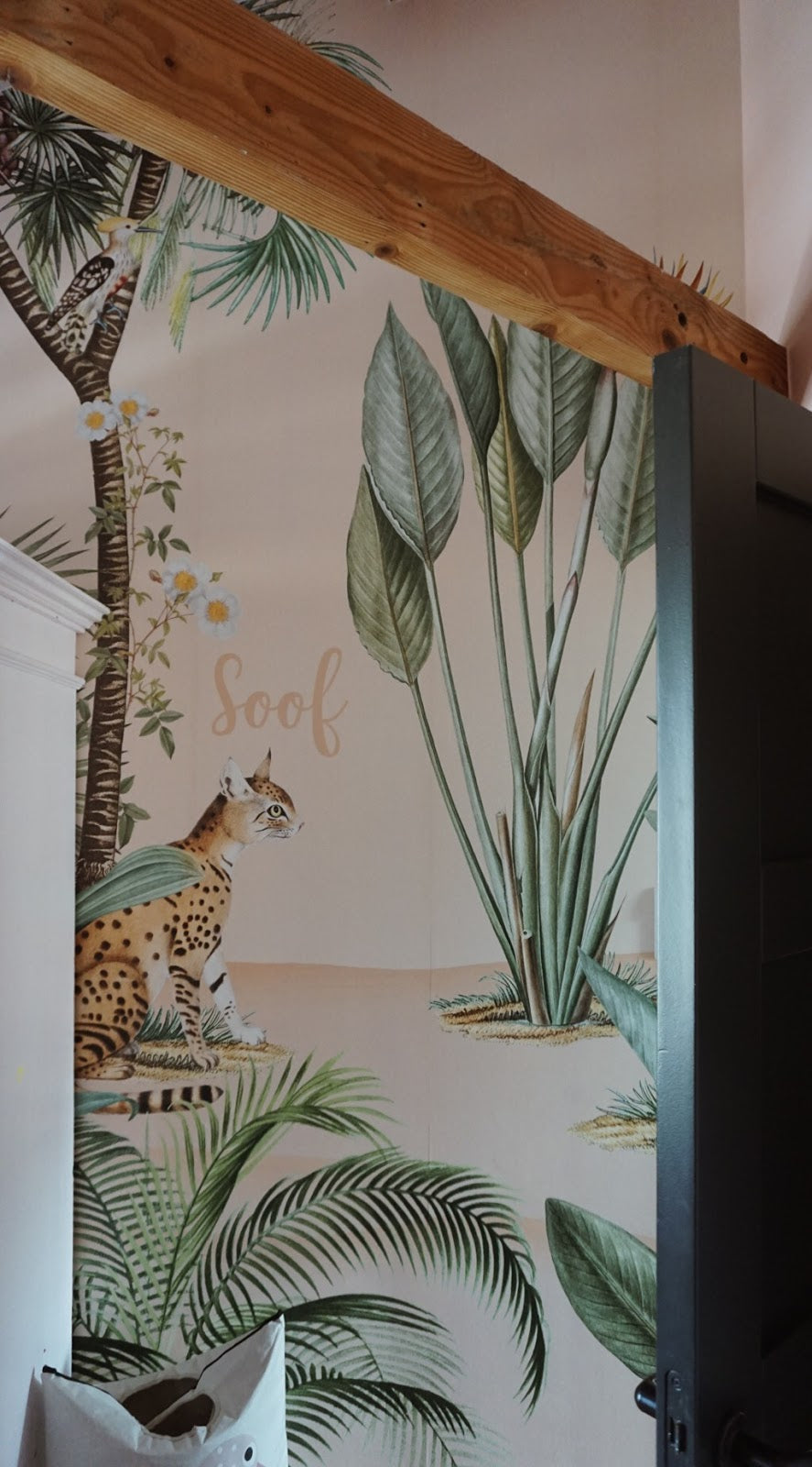 Creative Lab Amsterdam Catch Me Wallpaper Mural-Beaumonde