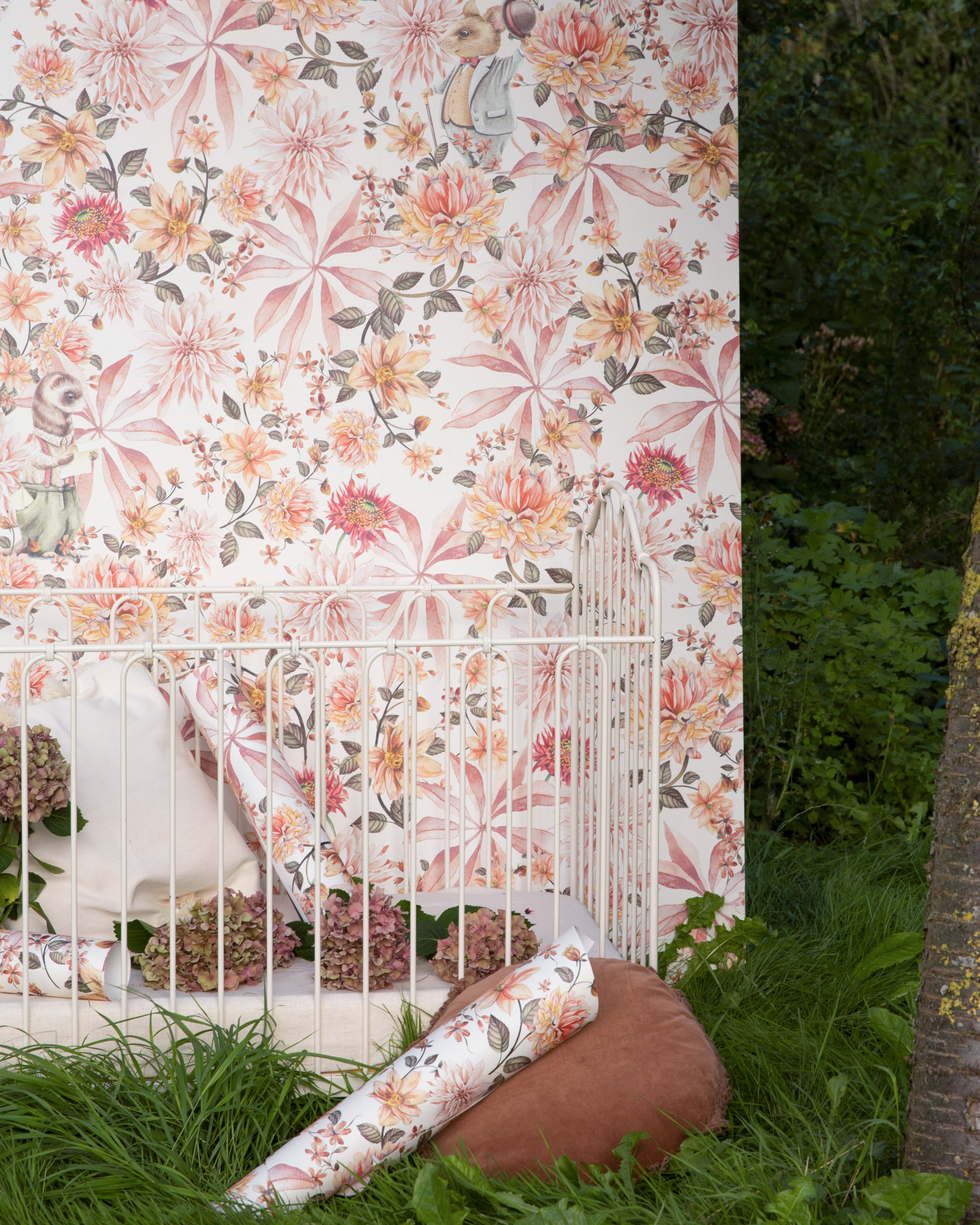 Creative Lab Amsterdam Cute Mister Flower Wallpaper Mural-Beaumonde