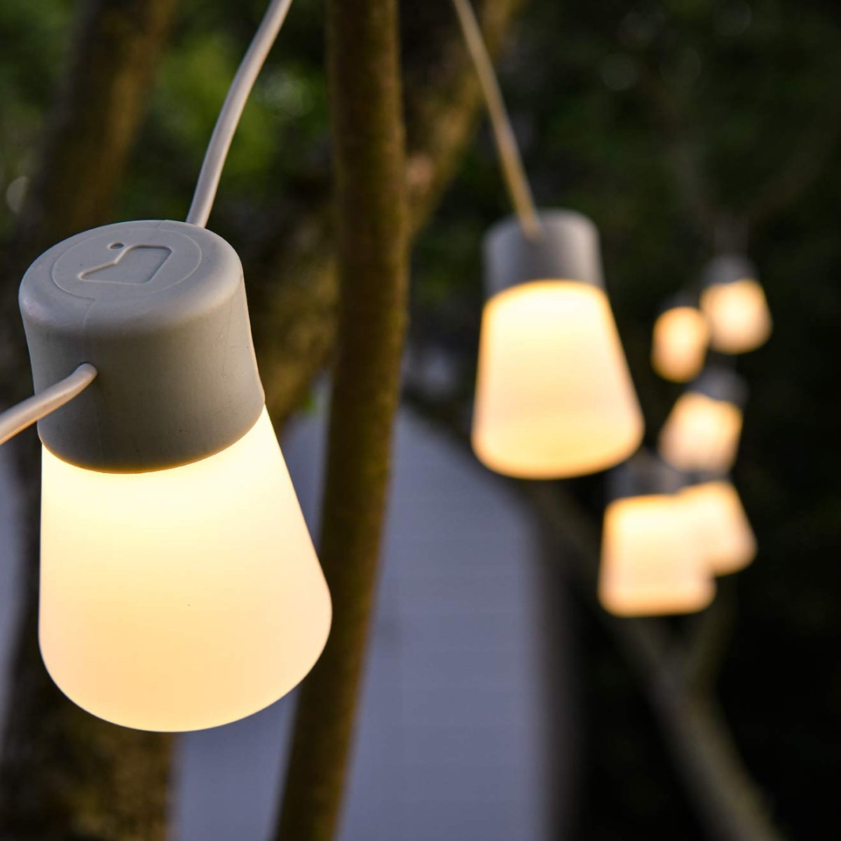 Extreme Lounging B-Bulb Connect Outdoor Festoon Lights-Beaumonde