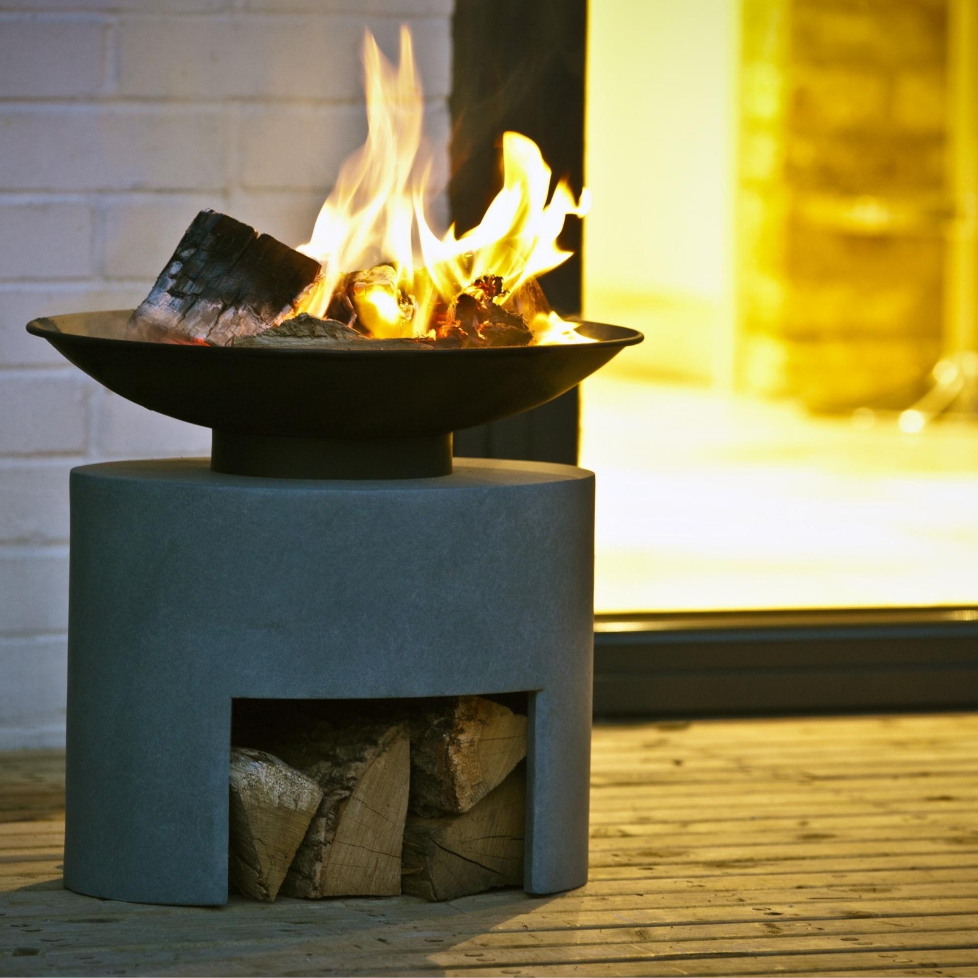 Ivyline Fire Pit & Oval Console Cement-Beaumonde