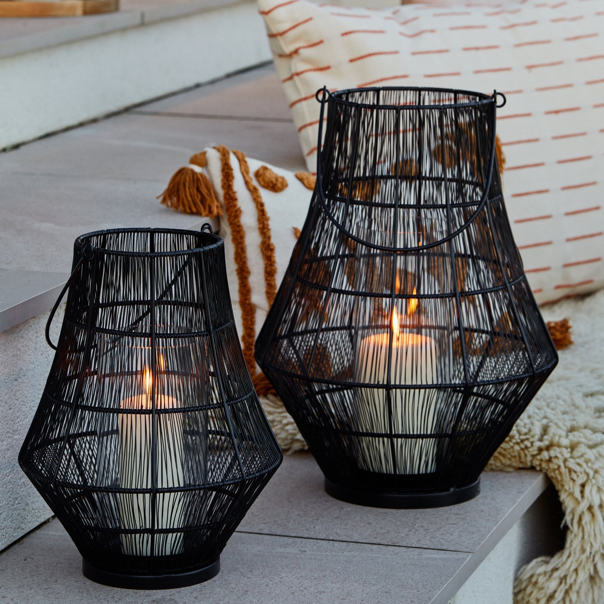 Ivyline Portofino Curve Wirework Lantern-Beaumonde