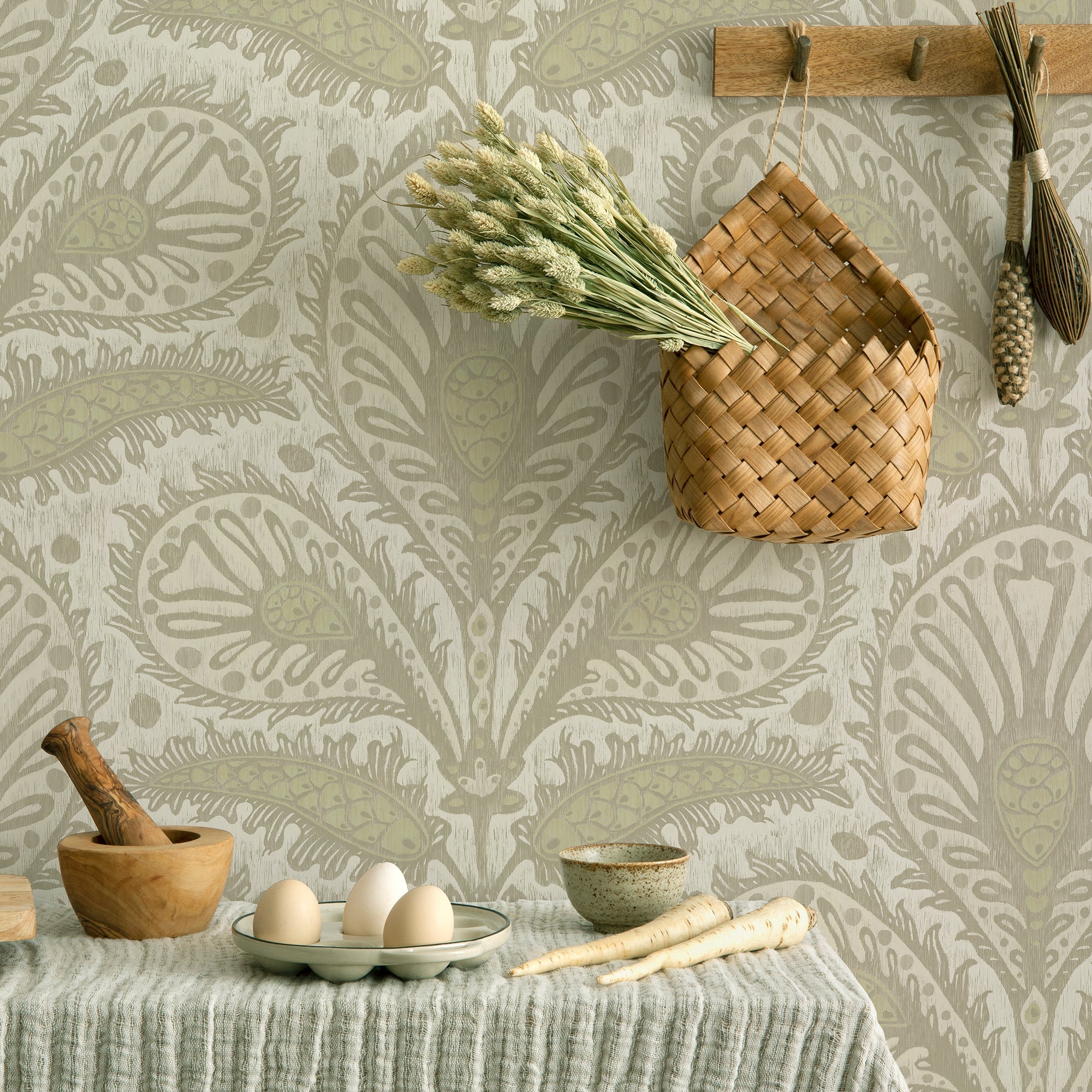 Josephine Munsey Ikat Clover Wallpaper-Beaumonde