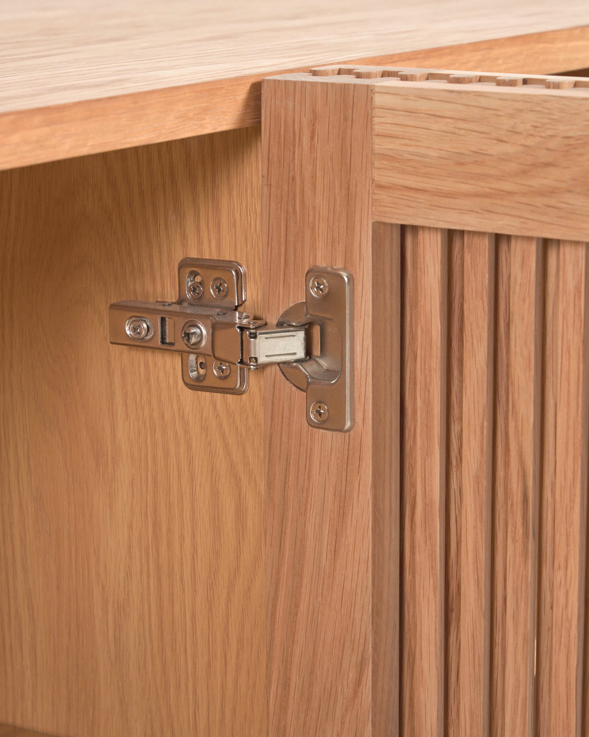 Kave Home Beyla Oak Side Board-Beaumonde