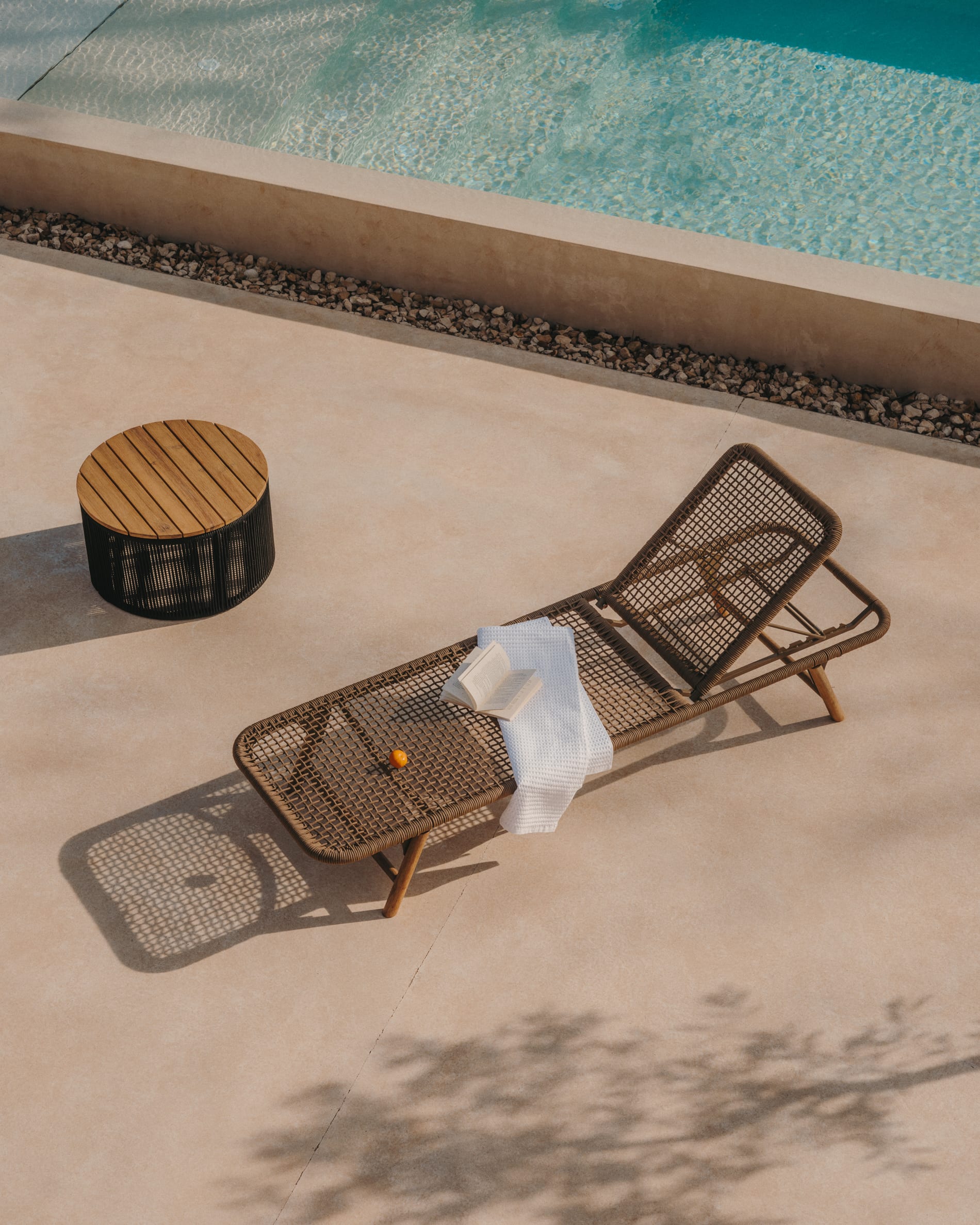 Kave Home Dandara Deck Chair-Beaumonde