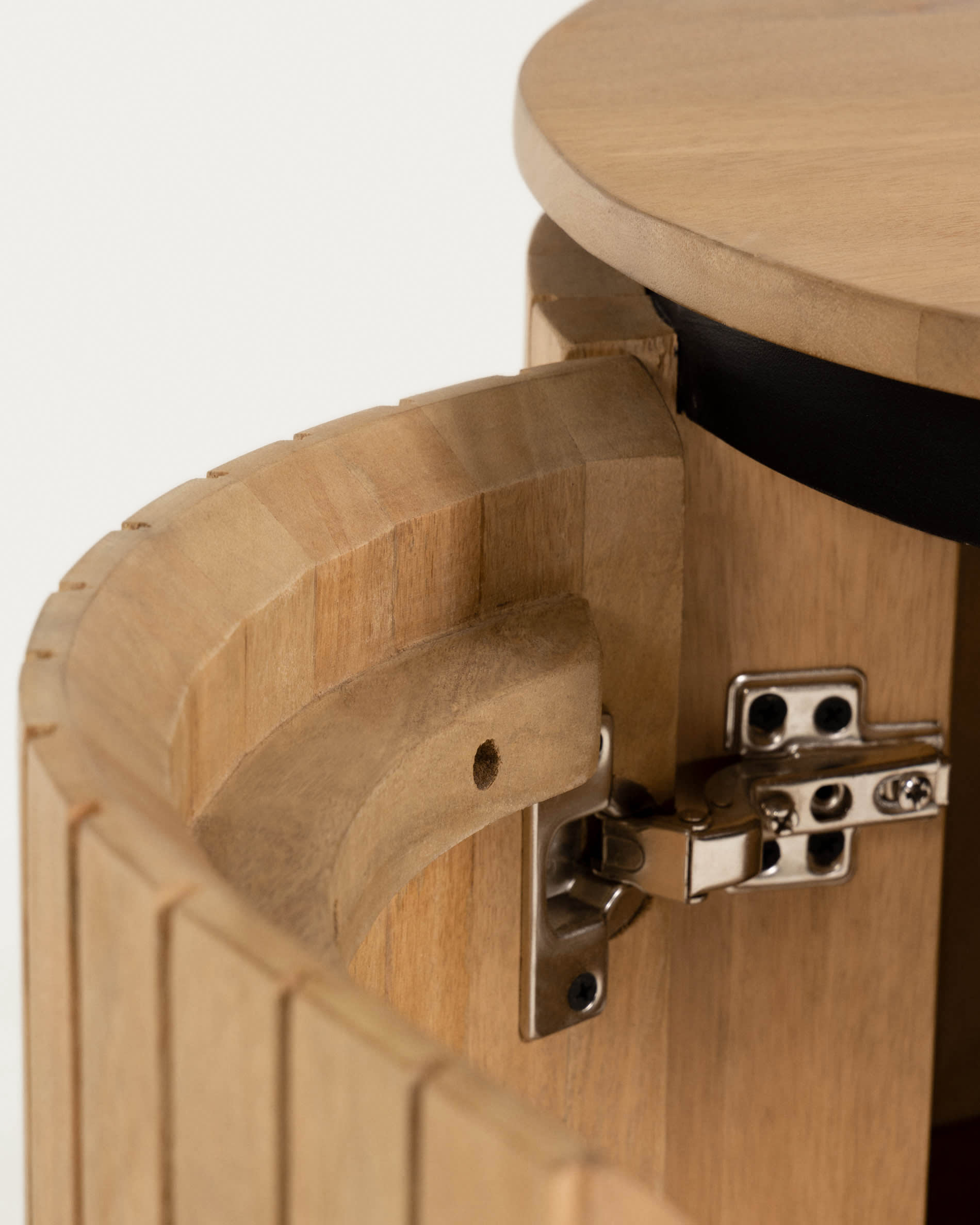 Kave Home Licia 4-Door Sideboard-Beaumonde