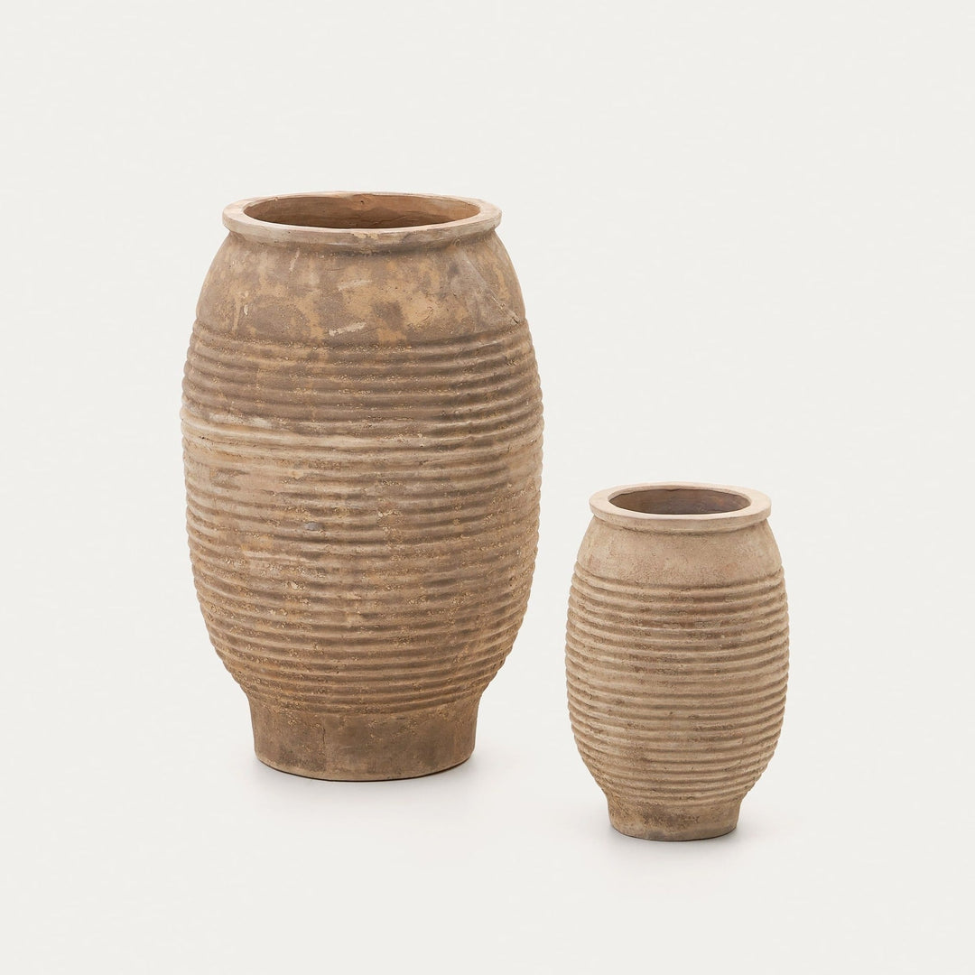Kave Home Llonga Set of 2 Terracotta Plant Pots-Beaumonde