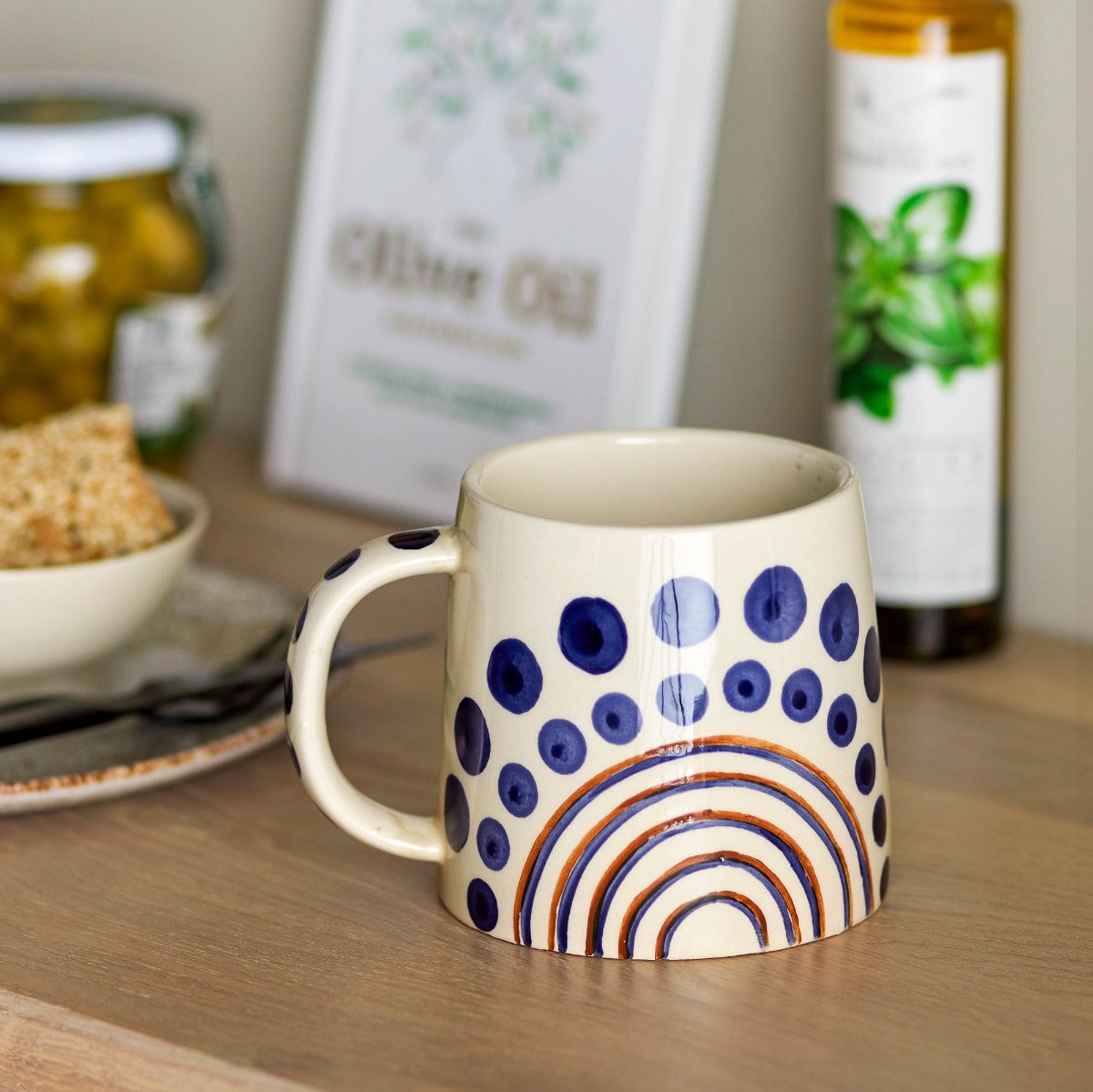 Bloomingville Shama Orange Stoneware Mug Lifestyle2 - 82060441