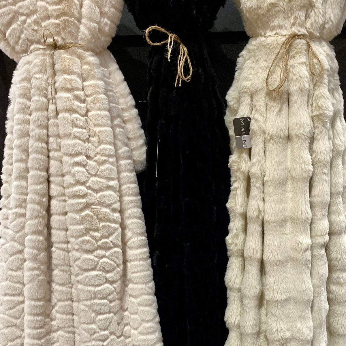 Malini Raffles Throw In Natural-Beaumonde