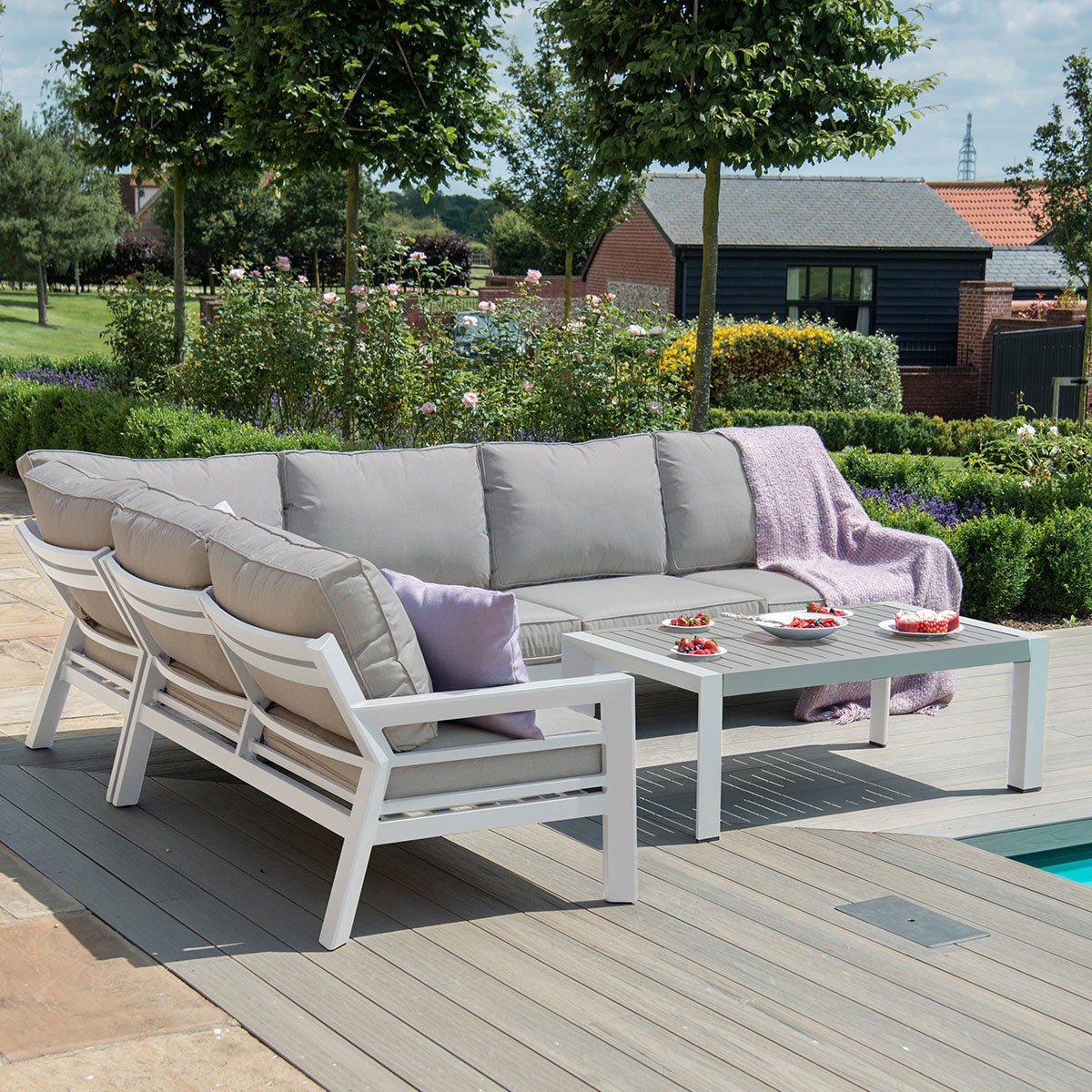 Maze New York Corner Sofa Set