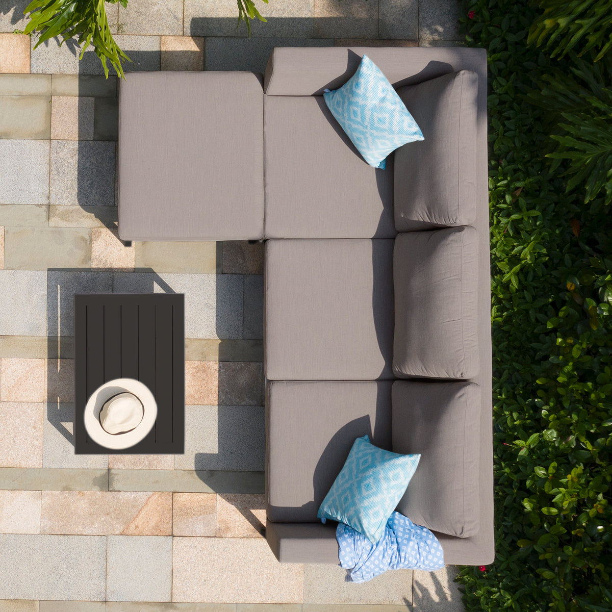 Maze Pulse Chaise Sofa Set-Beaumonde