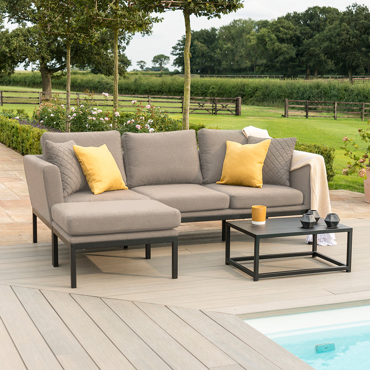 Maze Pulse Chaise Sofa Set-Beaumonde