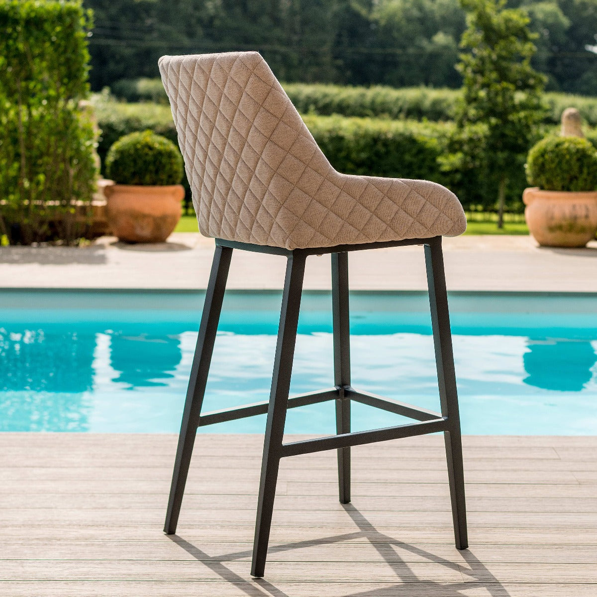 Maze Regal 4 Seat Round Bar Set