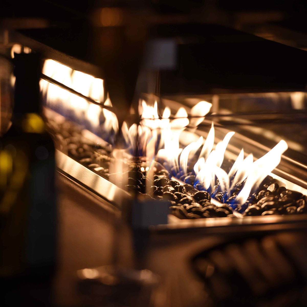 Maze Regal 8 Seat Rectangular Fire Pit Bar Set