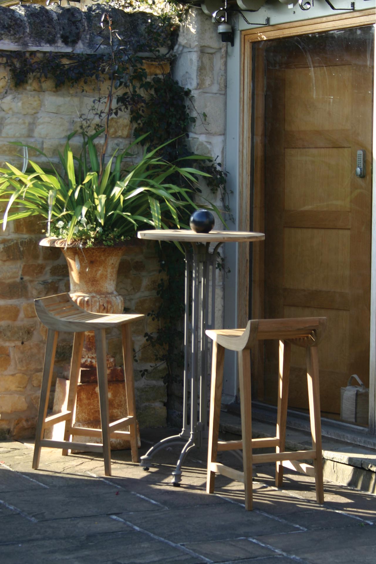 PR Home Menton Bar Stool