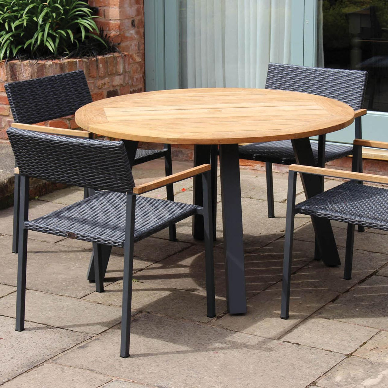 PR Home Modena Outdoor Dining Armchair