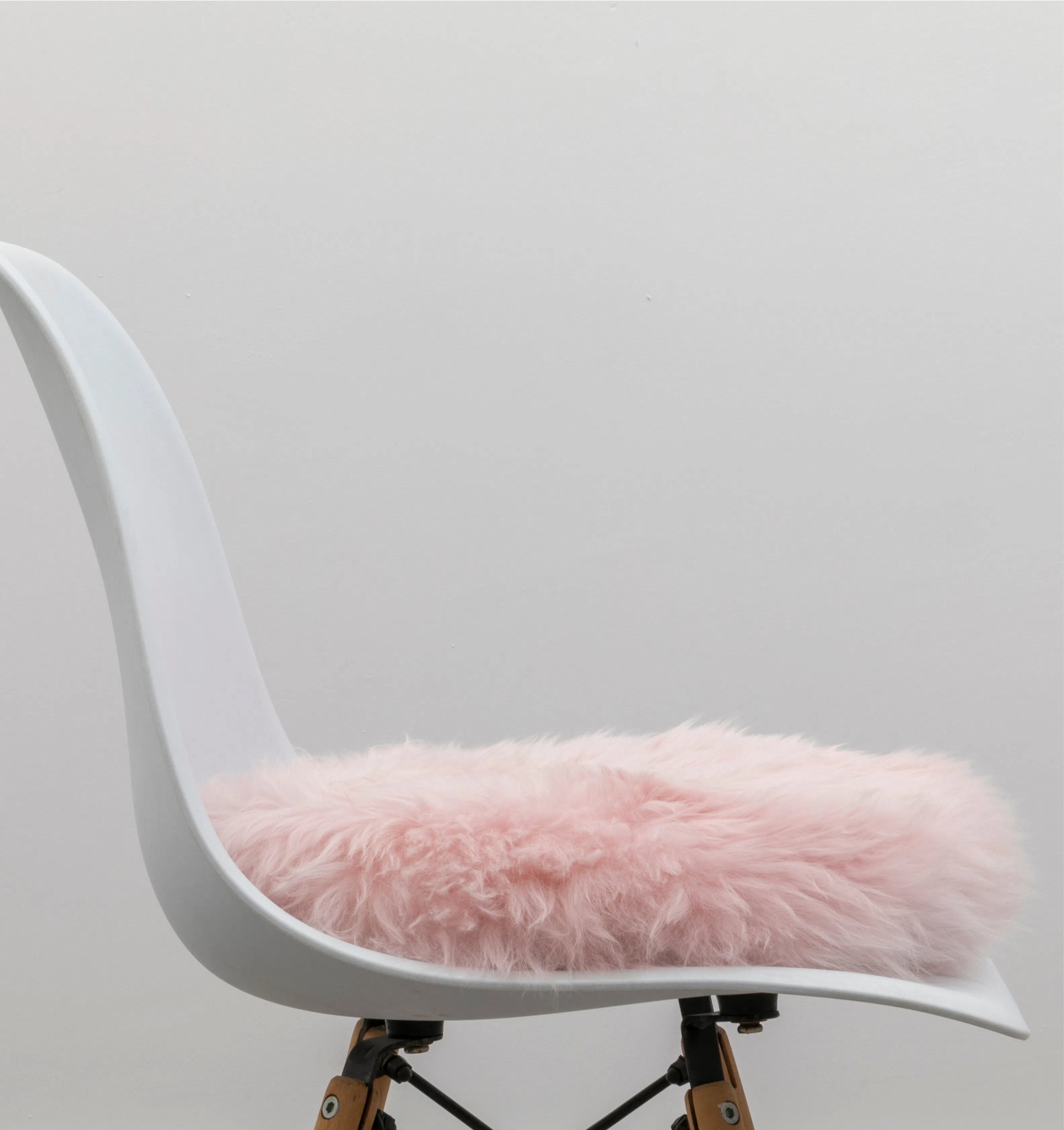 Native Home Round Sheepskin Chair Pad-Beaumonde