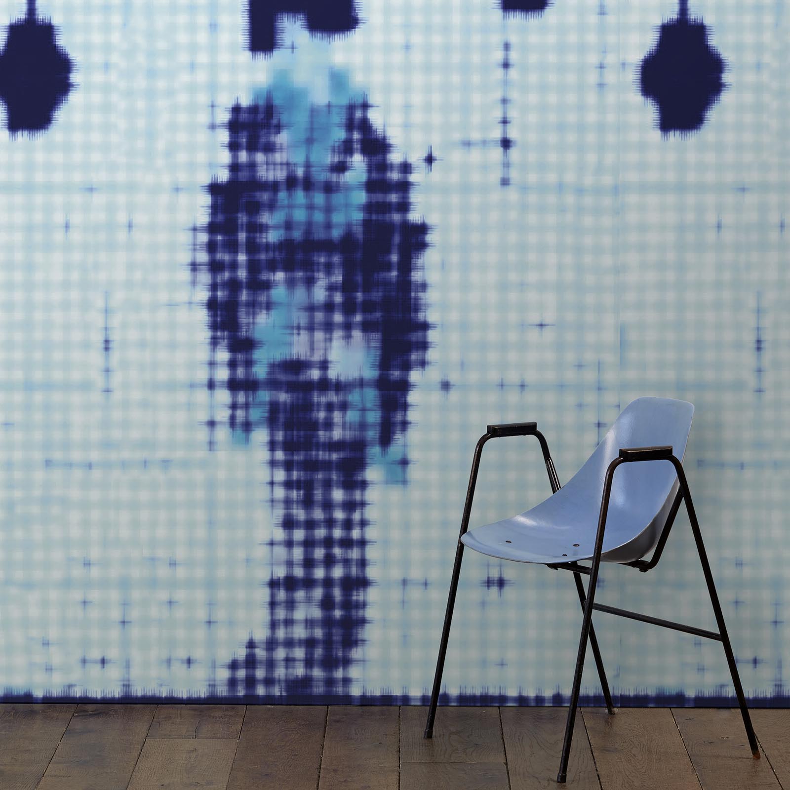 Geisha Standing Wallpaper-Beaumonde