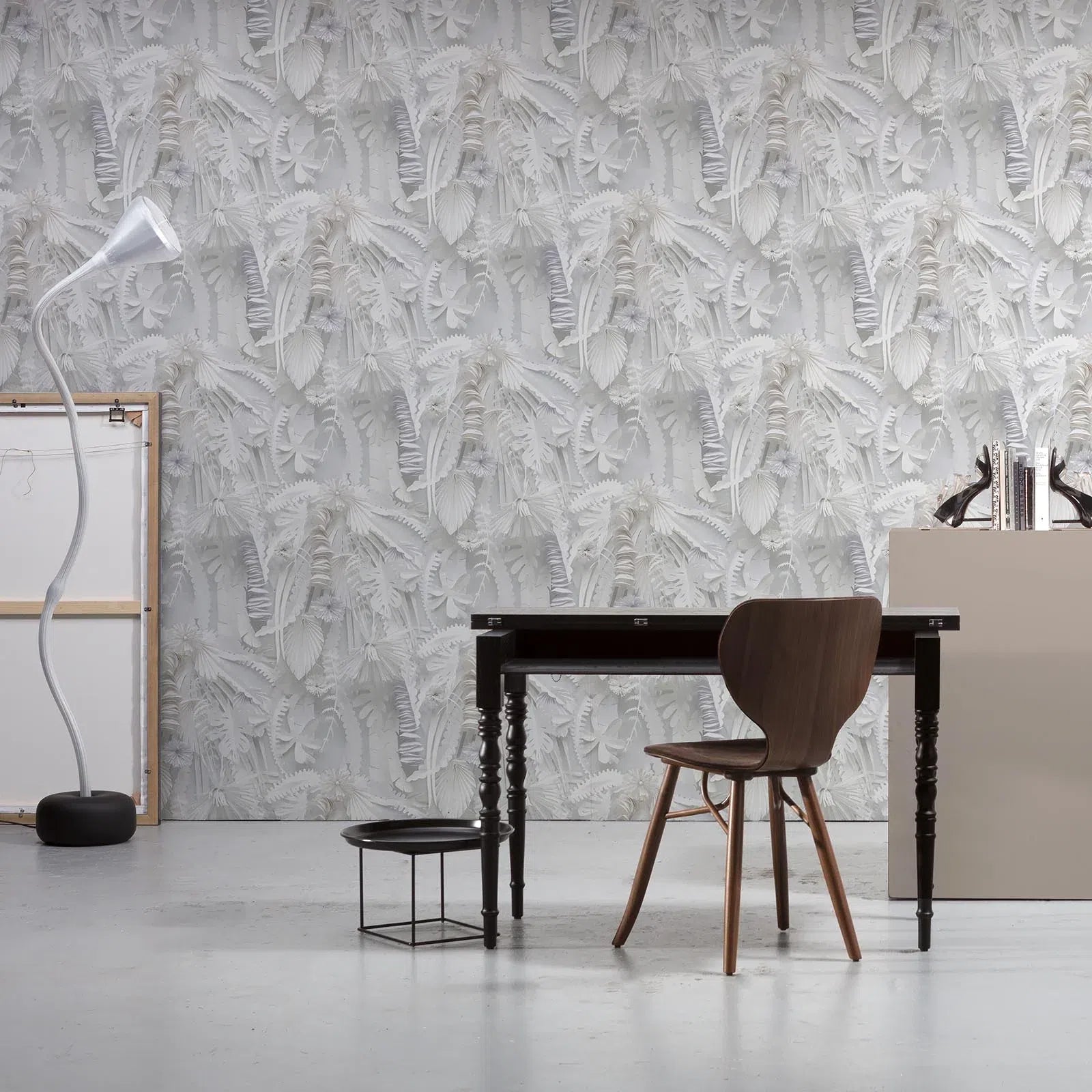 NLXL Paper Flowers Wallpaper-Beaumonde