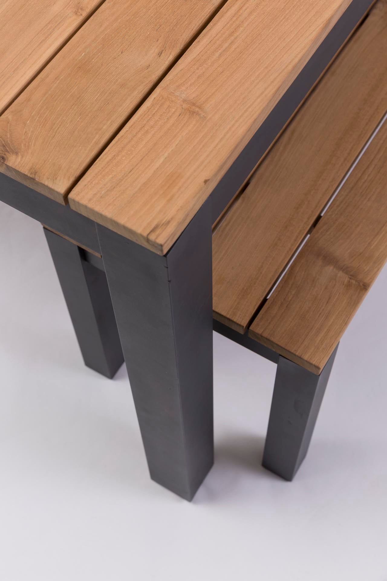 PR Home Reclaim Outdoor Dining Bench – Anthracite / Teak