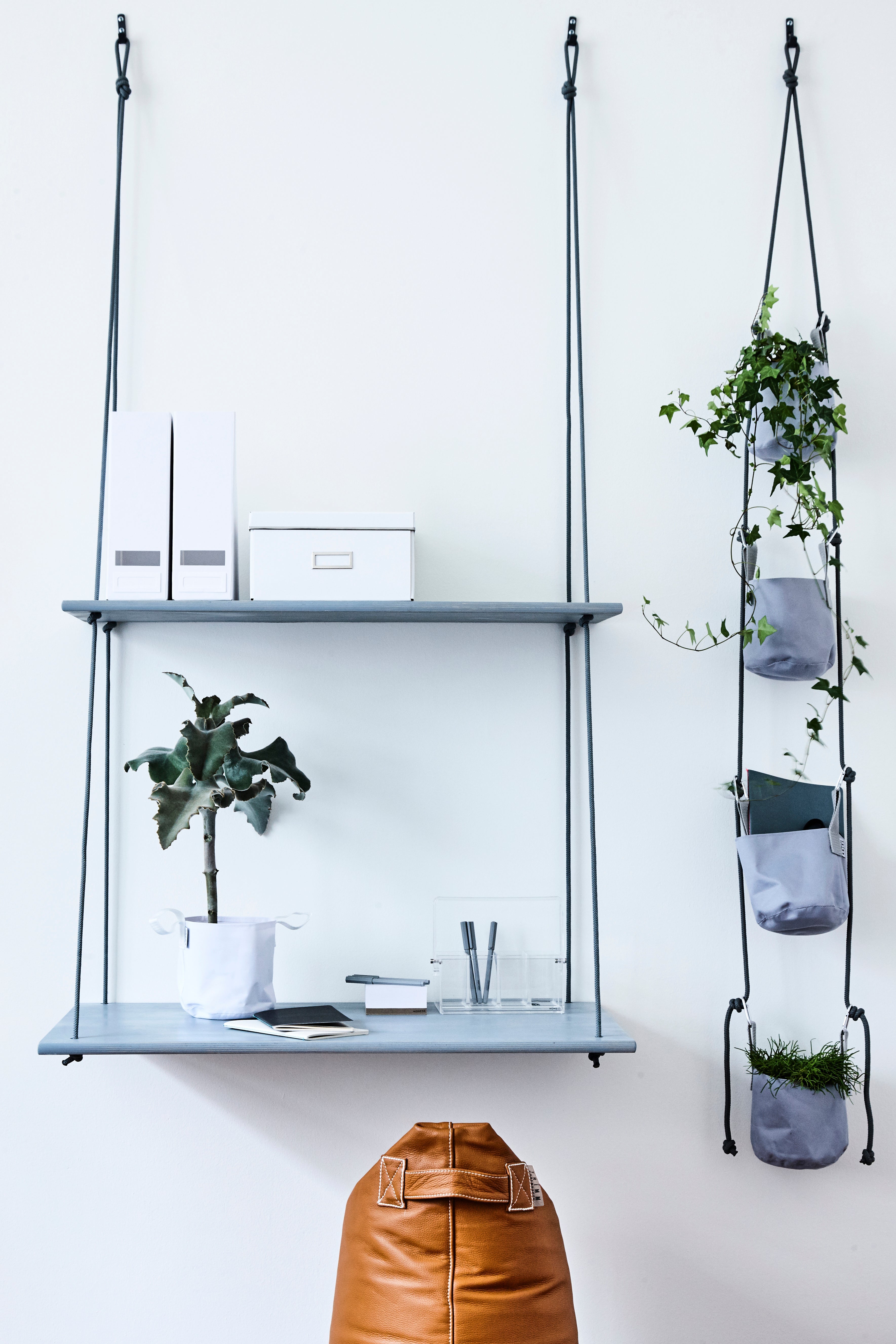 Trimm Copenhagen Satellite 78 Leather Stool-Beaumonde