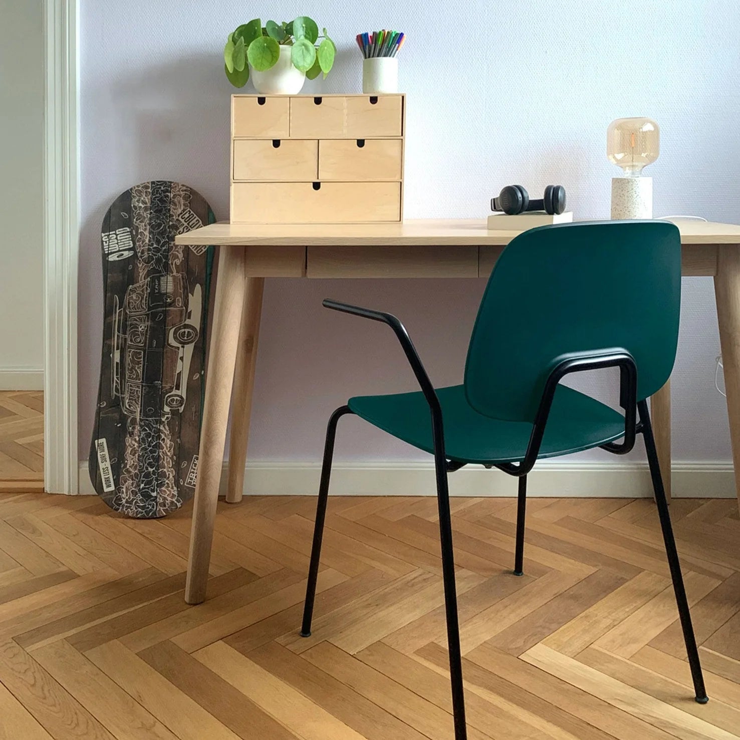 Wehlers R.U.M. Armrest Chair - Fisherman's Green-Beaumonde